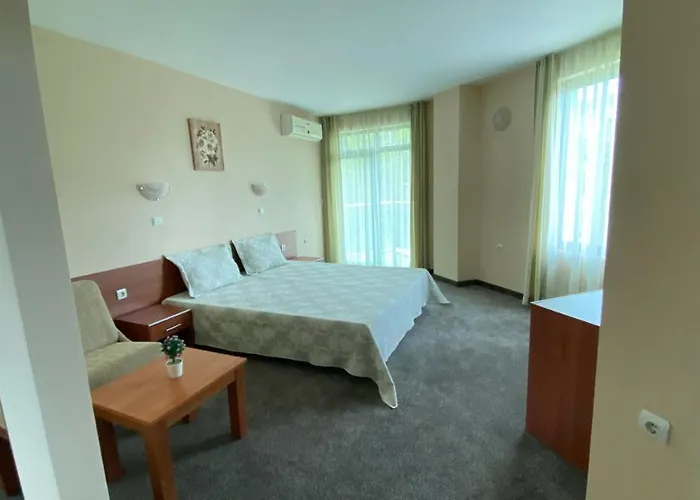 L&b- Free Parking Hotel