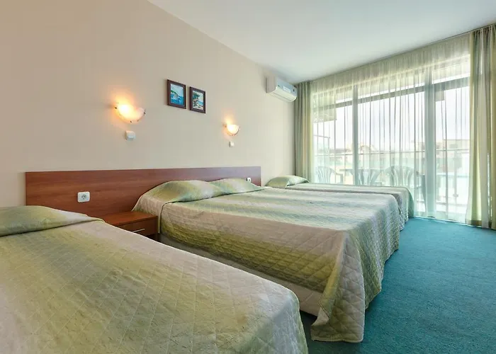 L&b- Free Parking 3* Slantchev Briag