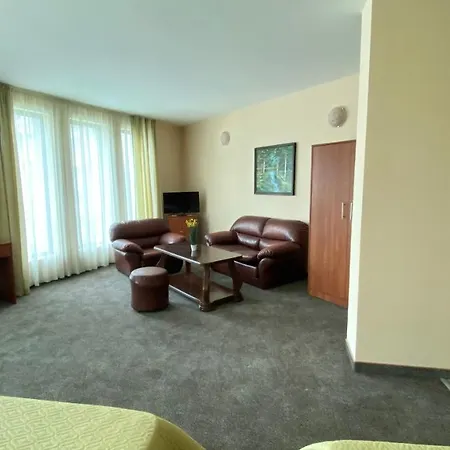 L&b- Free Parking Hotel Słoneczny Brzeg