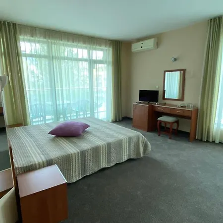 L&b Hotel 3*