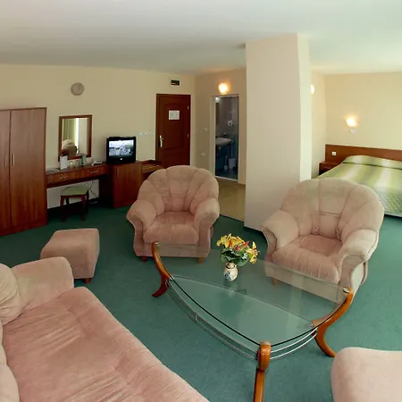 Hotel L&b- Free Parking Sunny Beach