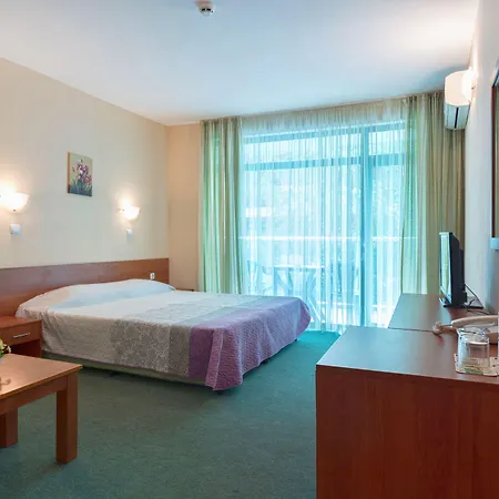 L&b- Free Parking Sunny Beach