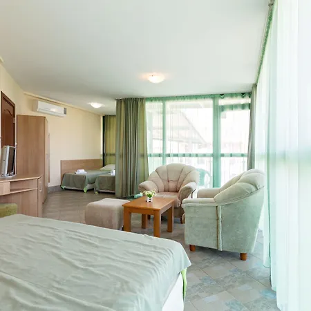 Готель L&b- Free Parking 3*
