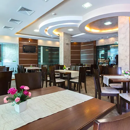 L&b- Free Parking Szálloda 3*