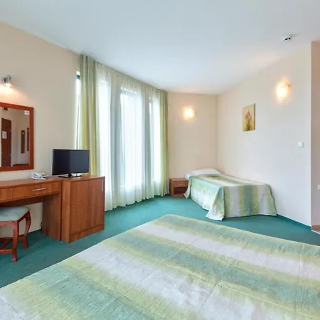 Готель L&b- Free Parking 3*