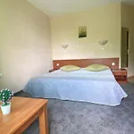 L&b- Free Parking 3*