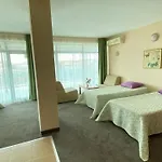 Otel L&b- Free Parking Sunny Beach