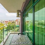 L&b- Free Parking Otel