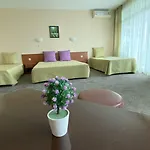 L&b- Free Parking 3* Sunny Beach