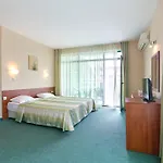 L&b- Free Parking 3*