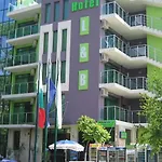 L&b- Free Parking Otel