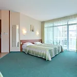 Otel L&b- Free Parking Sunny Beach
