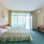 L&b- Free Parking 3*