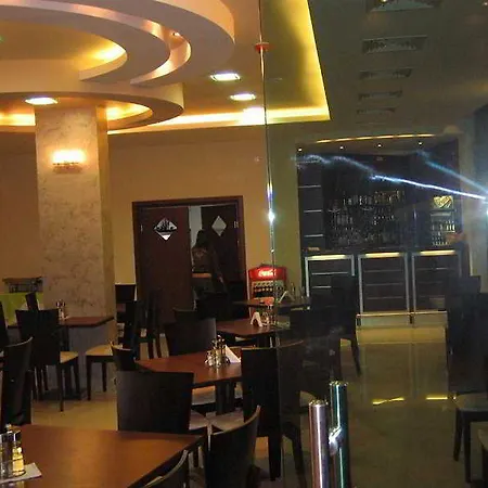L&b- Free Parking 3* Napospart